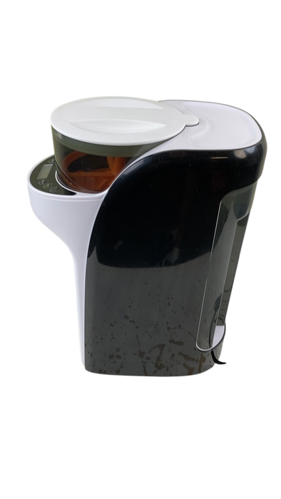 Shop Baby Brezza Formula Pro Advanced Baby Formula Dispenser, White on Black at GoodBuy Gear