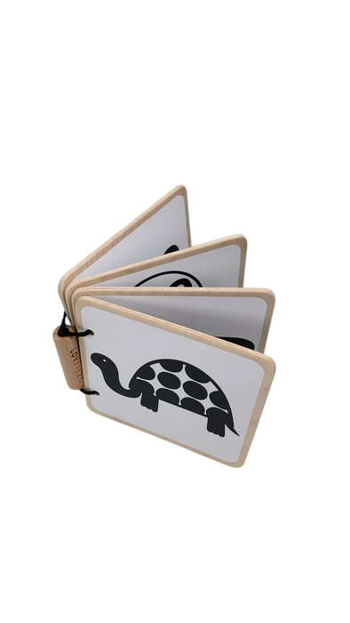 Shop Lovevery The Looker Play Kit at GoodBuy Gear