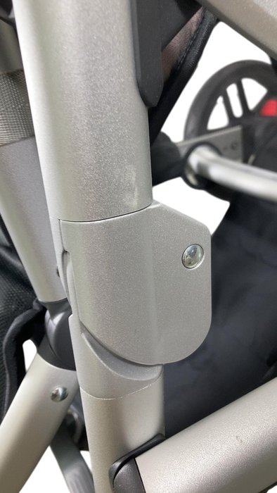 Shop UPPAbaby VISTA V2 Stroller, 2023, Theo (Dark Taupe) at GoodBuy Gear