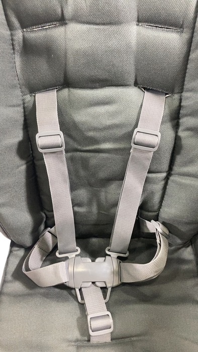 Shop Maxi-Cosi Minla 6-in-1 High Chair, Essential Graphite at GoodBuy Gear