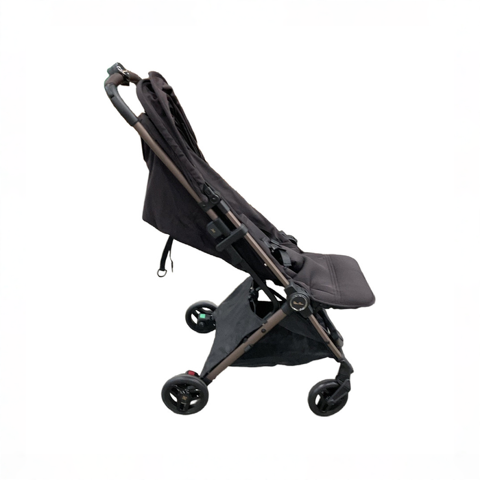 Shop Silver Cross Jet 5 Super Compact Stroller, 2025, Ganache at GoodBuy Gear