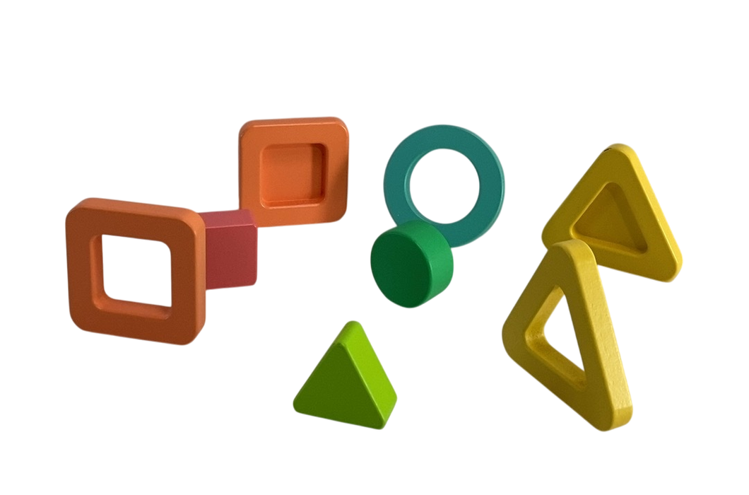 Shop Lovevery Geo Shapes Puzzle at GoodBuy Gear