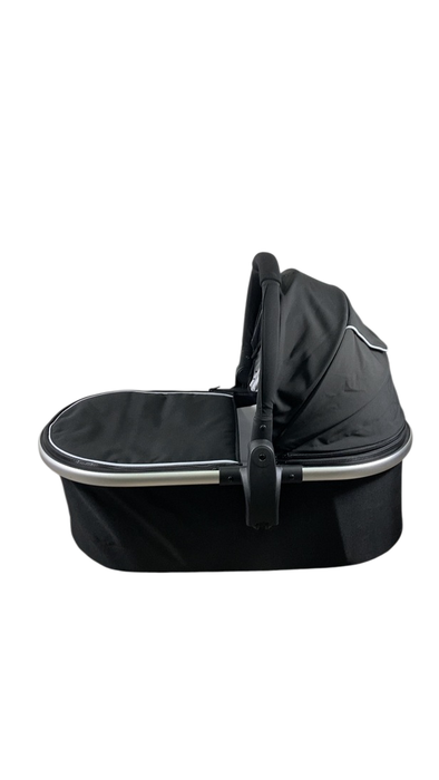 Shop Mockingbird Bassinet 2.0, Black at GoodBuy Gear