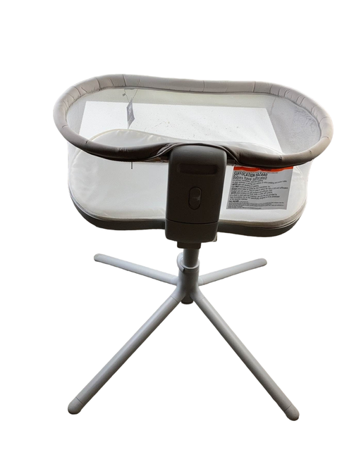 used Halo Bassinest Swivel Sleeper 3.0, Grey