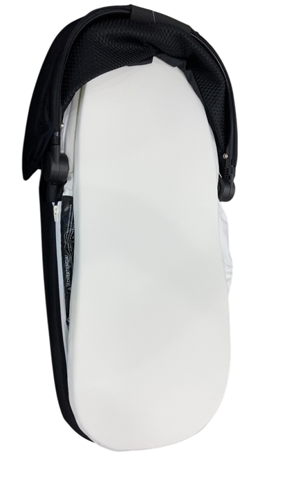 Shop Cybex Cot S, 2024, Moon Black at GoodBuy Gear