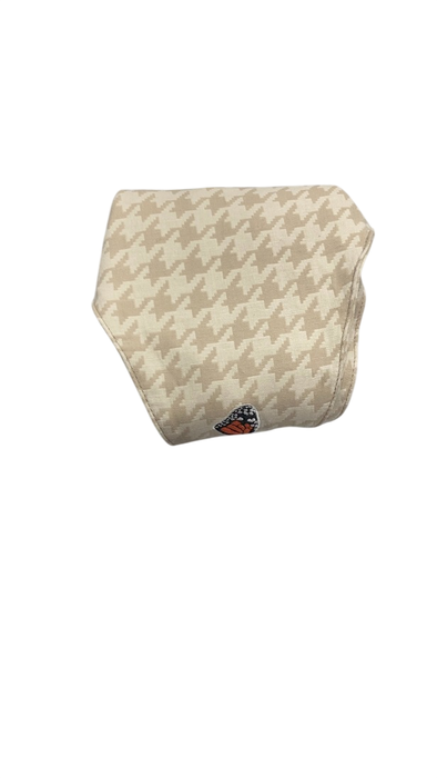 Shop Mabē The Monarch Toddler Sling, Houndstooth at GoodBuy Gear