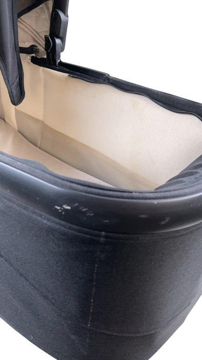 Shop Nuna Demi Grow Bassinet + Stand, 2023, Caviar at GoodBuy Gear