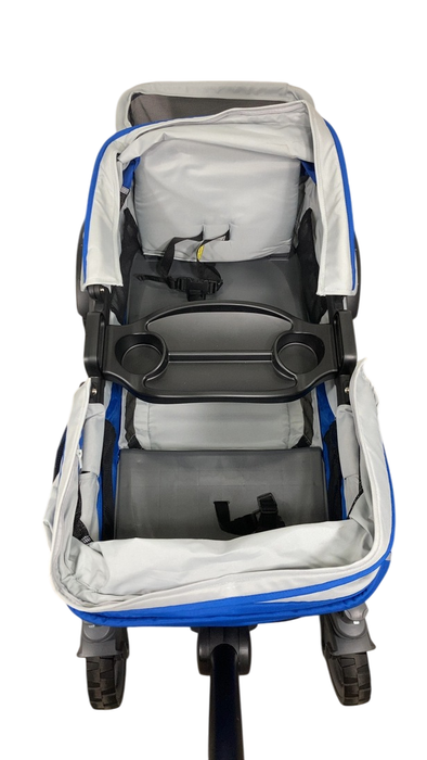 Shop Gladly Family Anthem2 Wagon, Electric Silver at GoodBuy Gear