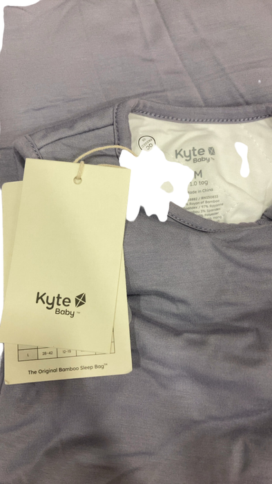 Shop Kyte Baby Sleep Bag TOG 1.0, Medium(18-30 pounds), Fog at GoodBuy Gear