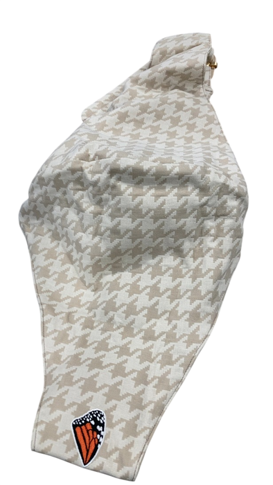Shop Mabē The Monarch Toddler Sling, Houndstooth at GoodBuy Gear