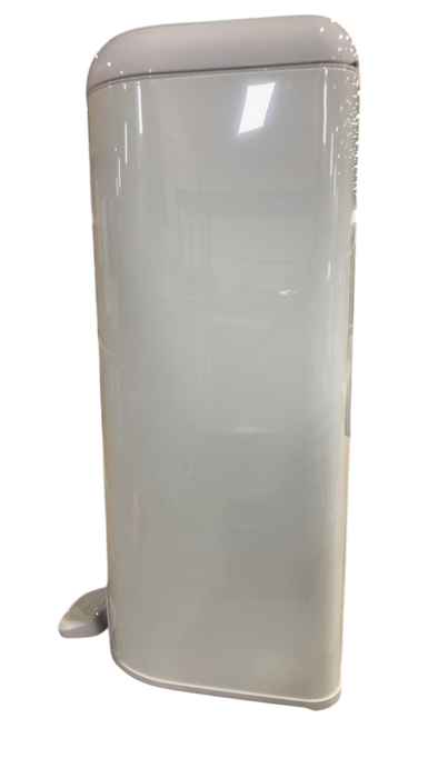 Shop Diaper Genie Platinum Pail Gift Set, Lily White at GoodBuy Gear