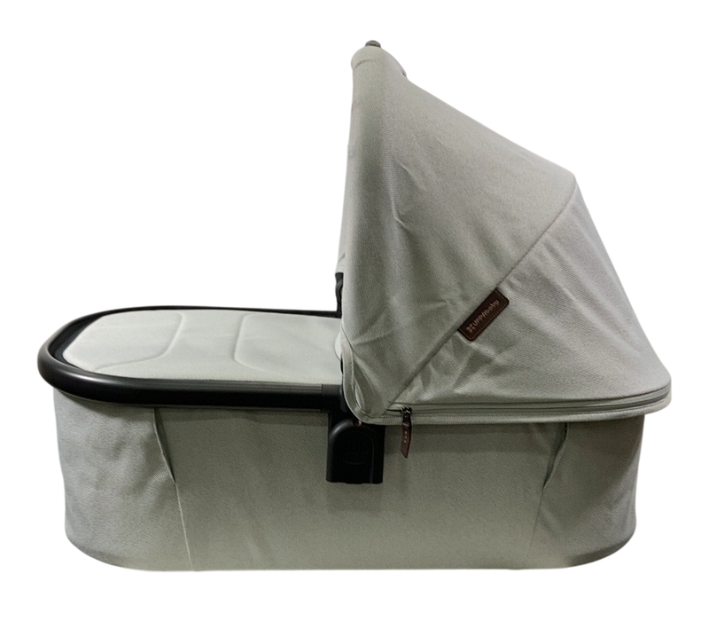 Shop UPPAbaby Bassinet V3, Savannah (Pearl Gray Jacquard) at GoodBuy Gear