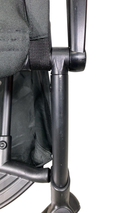Shop Babyzen YOYO2 Complete Stroller, 2022, Black with Black at GoodBuy Gear