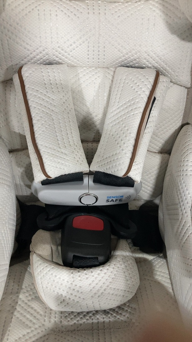 Shop Evenflo Gold Shyft Dual Ride Infant Car Seat Stroller Combo, Champagne, 2024, with Green/Gentle Fabric at GoodBuy Gear