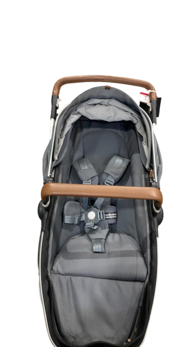 Shop Joolz Geo2 Stroller, 2017, Gorgeous Grey at GoodBuy Gear