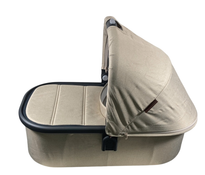 Shop UPPAbaby VISTA V2 Stroller, 2024, Liam (Oat Melange/Carbon) at GoodBuy Gear