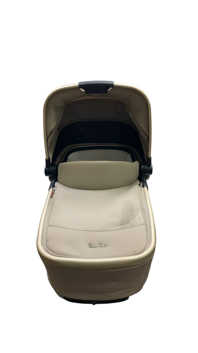 Shop Silver Cross Reef Bassinet, 2023, Stone at GoodBuy Gear