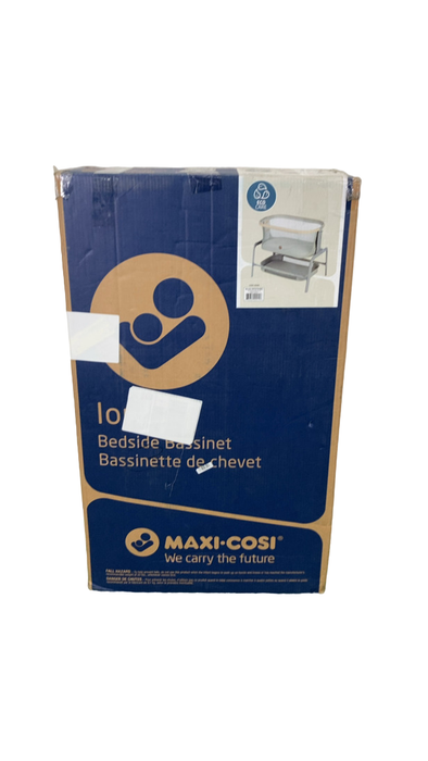 Shop Maxi-Cosi Iora Bedside Bassinet, Classic Green at GoodBuy Gear