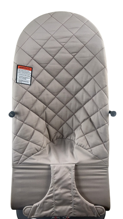 Shop BabyBjorn Bouncer Bliss, Dark Gray Frame, Sand Gray Cotton Classic Quilt at GoodBuy Gear