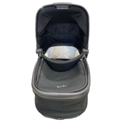 Shop Silver Cross Reef Bassinet, Orbit at GoodBuy Gear