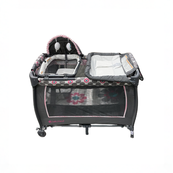 Shop Baby Trend Lil Snooze Deluxe II Nursery Center, Daisy Dots at GoodBuy Gear