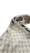 Shop Mabē The Monarch Toddler Sling, Houndstooth at GoodBuy Gear