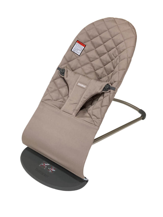 BabyBjorn Bouncer Bliss, Dark Gray Frame, Sand Gray Cotton Classic Quilt