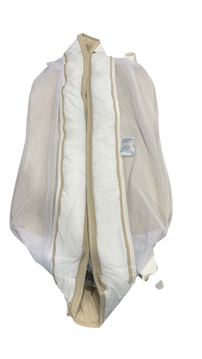 Shop Halo BassiNest Lite, Oat at GoodBuy Gear