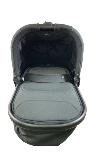 Shop UPPAbaby Bassinet V3, Jake (Charcoal) at GoodBuy Gear