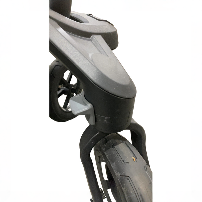 Shop Thule Urban Glide 4-Wheel Stroller, 2024, Black, Click In Buckle at GoodBuy Gear