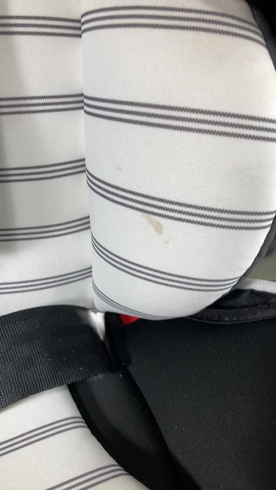 Shop Graco Extend2Fit 3-in-1 Convertible Car Seat, 2022, Hamilton at GoodBuy Gear