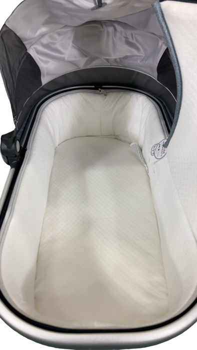 Shop UPPAbaby V2 Bassinet, Gregory (Blue Melange) at GoodBuy Gear
