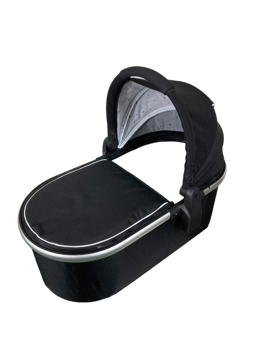 used Mockingbird Bassinet, Black, 2023