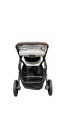Shop UPPAbaby Vista V3 Stroller, 2024, Savannah (Pearl Gray Jacquard) at GoodBuy Gear