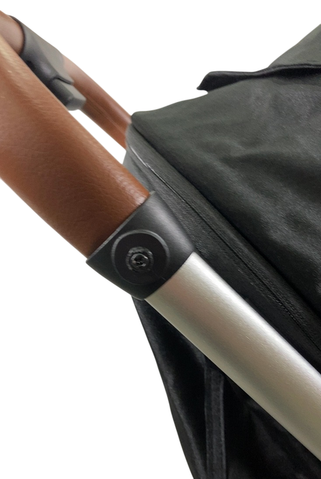 Shop Bombi Bēbee V2 Lightweight Stroller, 2024, Midnight Black at GoodBuy Gear