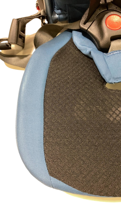 Shop WAYB Pico Portable Car Seat, 2022, Midnight Sky at GoodBuy Gear