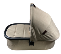 Shop UPPAbaby VISTA V2 Stroller, 2024, Liam (Oat Melange/Carbon) at GoodBuy Gear