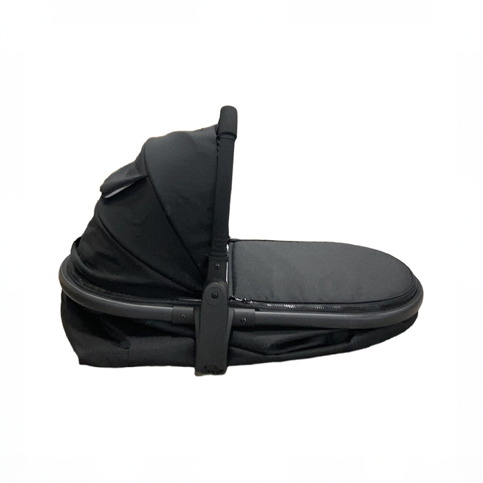 Shop Mockingbird Bassinet, 2026+, Black at GoodBuy Gear