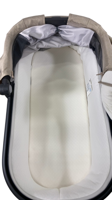 Shop UPPAbaby VISTA V2 Stroller, 2024, Liam (Oat Melange/Carbon) at GoodBuy Gear