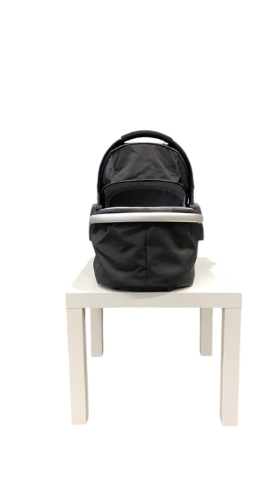 Shop Mockingbird Bassinet 2.0, Black at GoodBuy Gear
