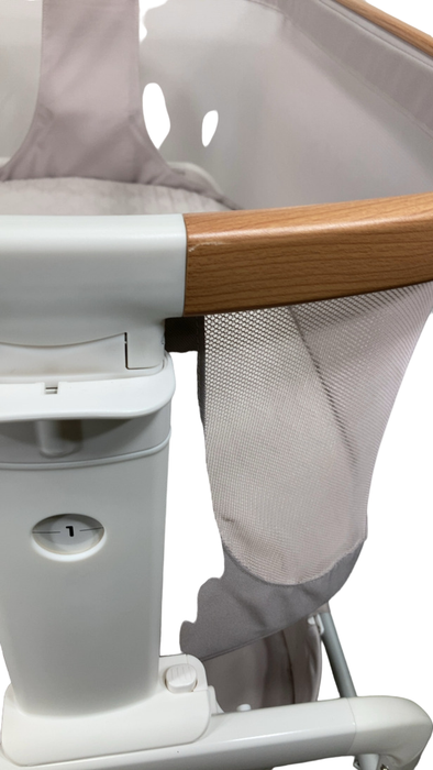 Shop Maxi-Cosi Iora Bedside Bassinet, Horizon Sand at GoodBuy Gear