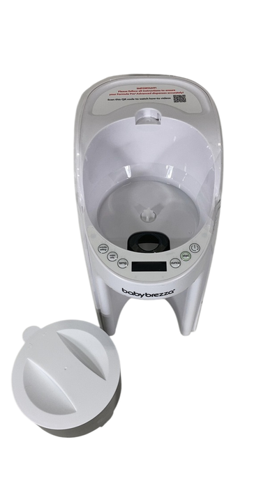 Shop Baby Brezza Formula Pro Advanced Baby Formula Dispenser, White on White at GoodBuy Gear