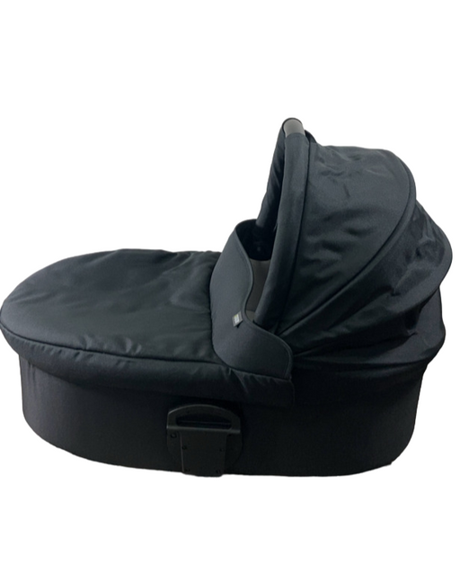 Shop Mamas & Papas Sola2 Bassinet, Black at GoodBuy Gear