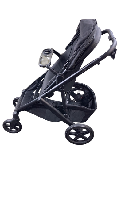 Shop UPPAbaby Vista V3 Stroller, 2024, Jake (Charcoal) at GoodBuy Gear