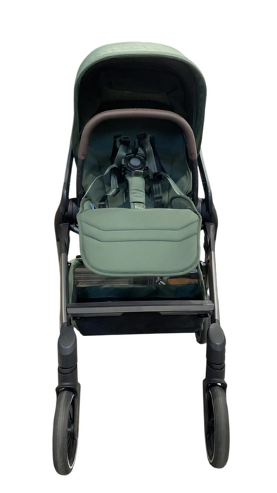 Shop Joolz Hub2 Compact Stroller, 2024, Forest Green at GoodBuy Gear