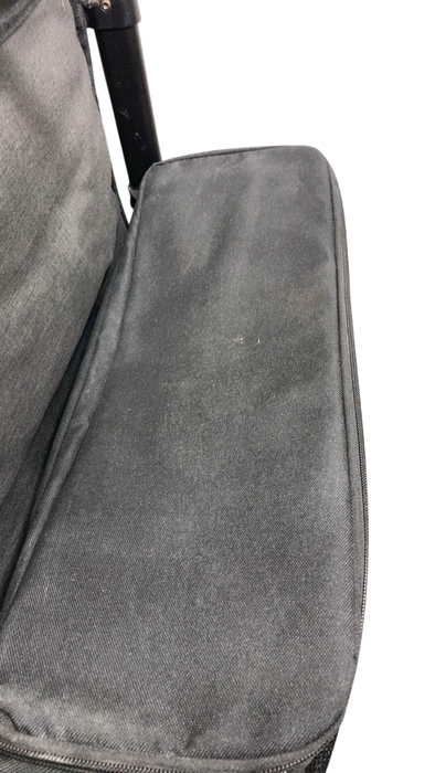 Shop Wonderfold W4 Luxe Quad Stroller Wagon, 2021, Volcanic Black at GoodBuy Gear