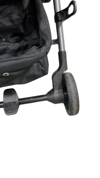 Shop Colugo Compact Stroller, 2023, Olive at GoodBuy Gear