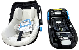 Shop Clek Liing Infant Carseat, 2025, Marshallow at GoodBuy Gear