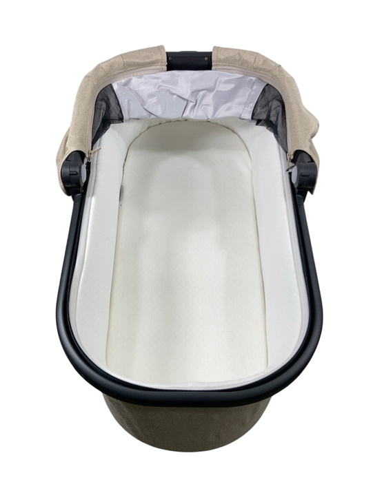 Shop UPPAbaby VISTA V2 Stroller, 2024, Liam (Oat Melange/Carbon) at GoodBuy Gear