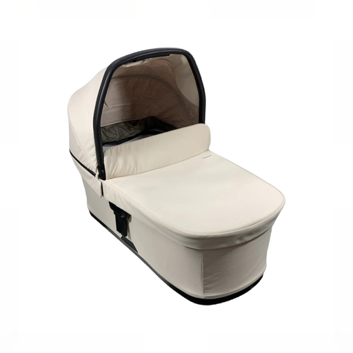 Shop Thule Urban Glide 3/4 Bassinet, Soft Beige at GoodBuy Gear